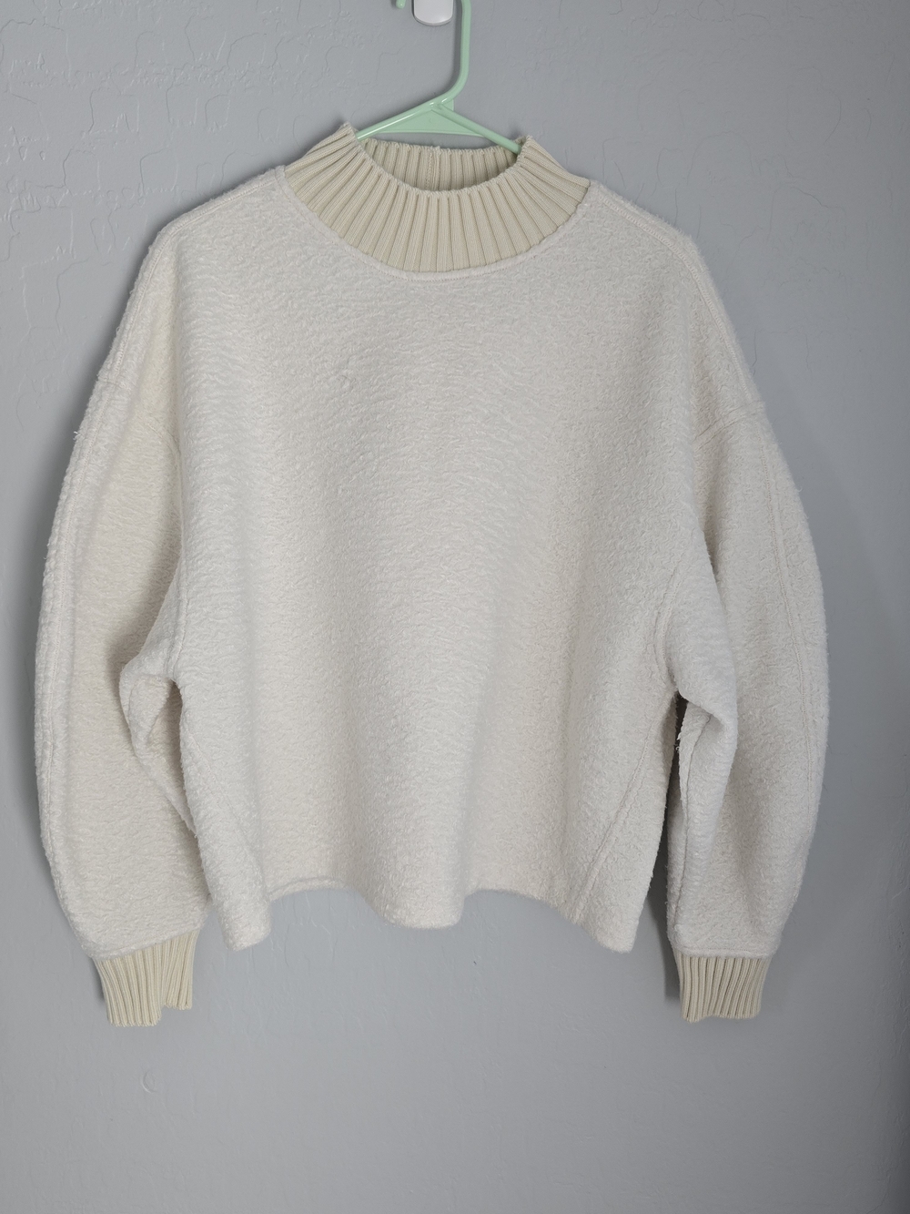 Abercrombie & Fitch Cream Ribbed Mock Neck Sweater